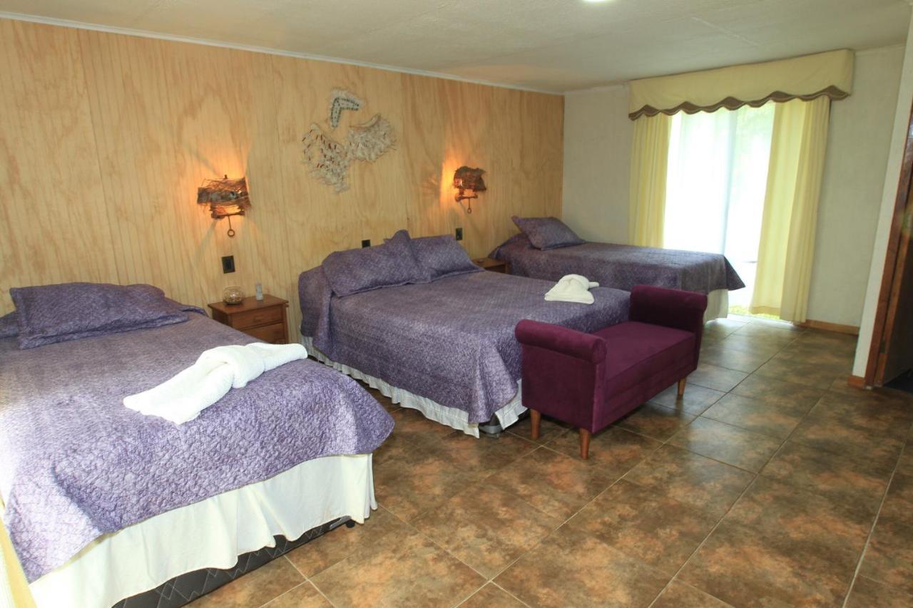 Hare Pakoba Guest House Hanga Roa Exterior foto